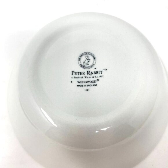 Peter Rabbit by Wedgwood Child Bread Butter Plate and Coupe Cereal Bowl Set - Picture 6 of 9